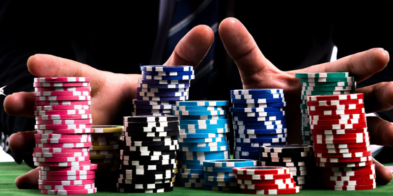 Một chút về Poker - Cách Chơi Poker Trên Dưới