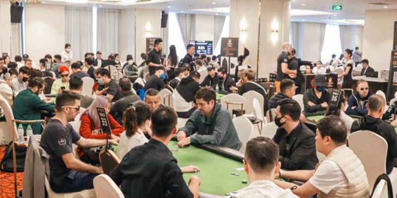 Capital & Pik Poker Club - Địa điểm Chơi Poker Ở Hà Nội đầu tiên