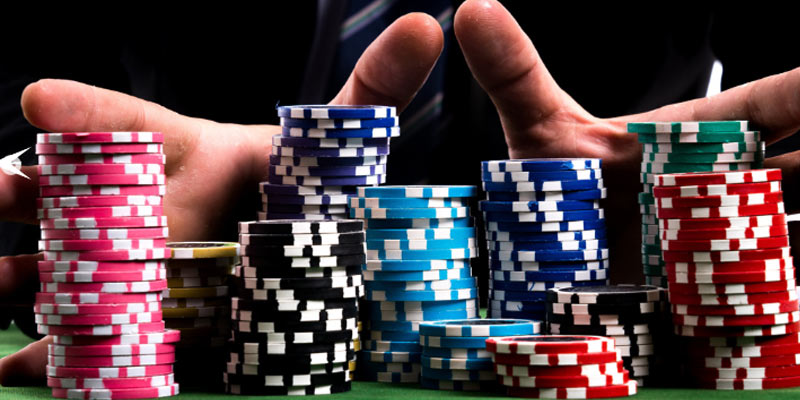 Ví dụ minh hoạ cho kỹ thuật chơi poker ở vòng Pre-Flop